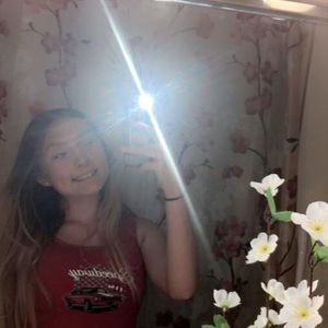 Meet your Posher, Saije